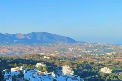 Image de Penthouse 2 ch 2 sdb Marbella. Vue époustouflante sur mer & montagne.