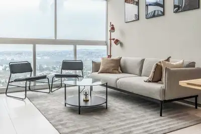 Image de Humilde Penthouse Family