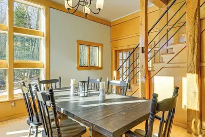 Image de Spacious Vermont Ski House w/ Mountain Views