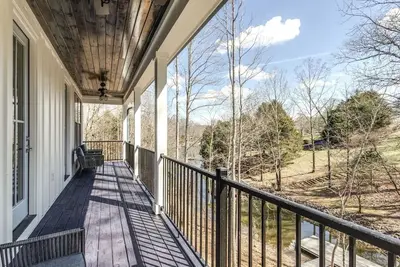 Image de Cove Sweet Cove! Fire pit, Fishing, Lake Fun!