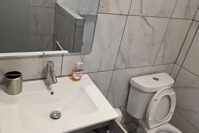 Image de Cómodo a 5 minutos de aeropuerto tendrá estadía excelente