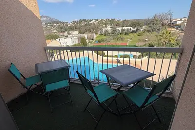 Image de Petit cocon dans résidence au calme avec piscine