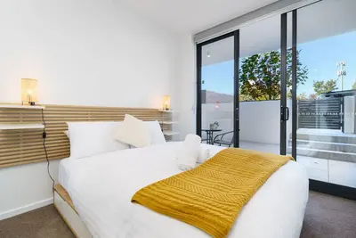 Image de Griffith Apartment | Prime Location+Courtyard+Gym