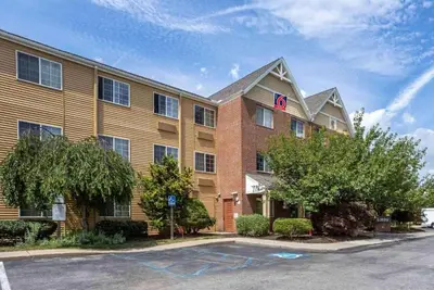 Image de 2 Lits Doubles | Non-fumeur, Cuisine