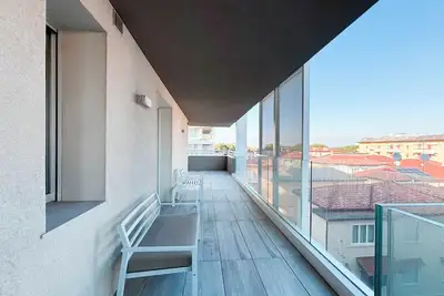 Appartement de bon goût avec balcon
