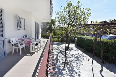 Image de Spacieux appartement avec terrasse à Umag