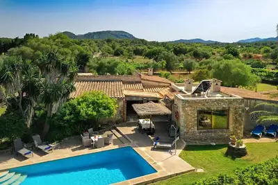 Image de Villa Can Tia à Pollensa avec piscine, jardin et Wi-Fi