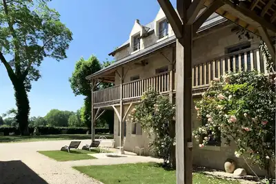 Image de La loge fernand de saint-éxupéry - proche Chinon avec piscine