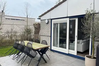 Image de 3 bedroom accommodation in Julianadorp