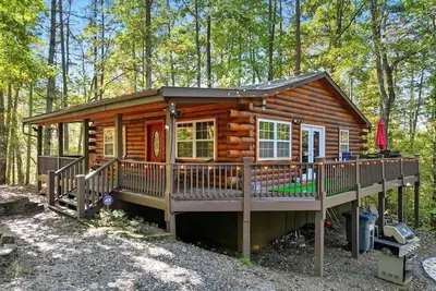 Image de Putting Green, Firepit, Cozy, Fireplace, Dogs ok