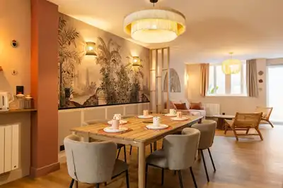 Image de Host Inn Melrose Suite - Duplex Jacuzzi Terrasse