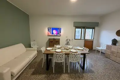 Image de Villa « Marta Punta Prosciutto » avec vue sur la mer, Wi-Fi et climatisation