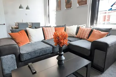 Image de Spacious | Cardiff Central | Fast Wifi | Netflix