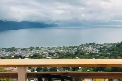 Image de Sunrise High Over Lake 1