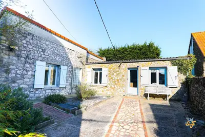 Image de Maison de pêcheur dans village typique et côtier