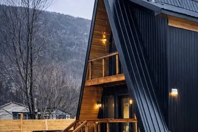 Image de The Peaks of Ingonish luxury chalet with Hot Tub