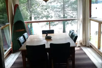 Image de Muskoka Lakefront Shenanigans  HotTub, Firepit, Boats & Zero Responsibilities