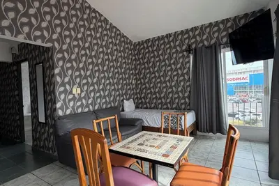 Image de All-equipped PentHouse 2 minutes from the beach