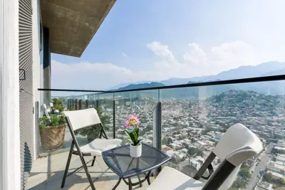 Image de ¡De Lujo en Zona Sur! 4 camas + Wifi 5ppl 2br|1br