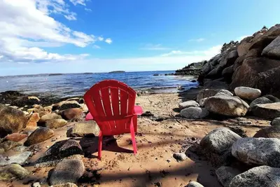 Image de Ingramport Ocean Cottage Minutes from beautiful beaches on the South Shore of Ns