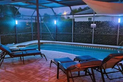 Image de 2br2bath Venice Poolside Retreat