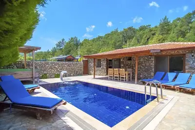 Image de 3-Bedroom Secluded Villa in Kayaköy – Private Pool & Jacuzzi