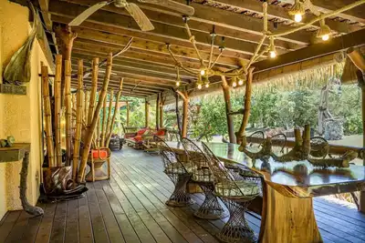 Unique 3br Garden Retreat (2 Bungalows)