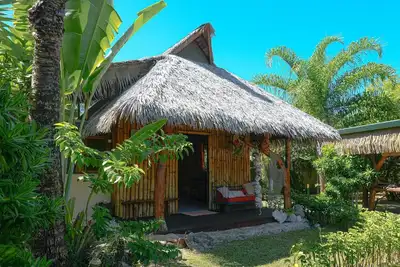 Image de Charming 1br Garden Bungalow