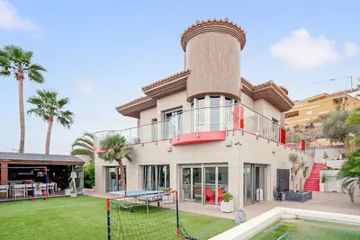 Image de Superbe maison à Vicar avec piscine privée, utilisable à l'intérieur comme.