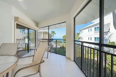 Casa Caribe #25 - 3 Bed, 3 Bath - Oceanview, Third Floor