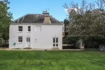 Image de Rectory Cottage, with a garden in Alton, Hampshire