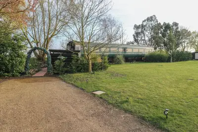 Image de The Carriage Ely Penzance, romantic, with hot tub in Ely