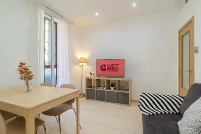 Image de Guest Ready - Appartement lumineux au centre.