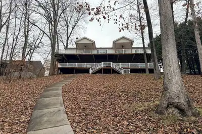 Image de Waterfront home in Jacksboro near Twin Cove Marina and Atv trails