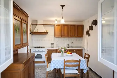 Image de La Pergola - Holiday home with garden and parking space