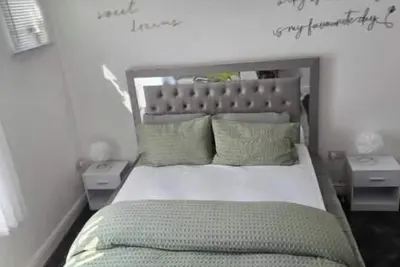 Image de Glams Luxury Flat : Spacious, Stylish Comfort in Wolverhampton