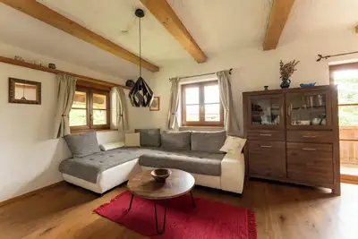 Image de Vacation home with sauna, whirlpool, barbecue hut and party room! Ideal for celebrations