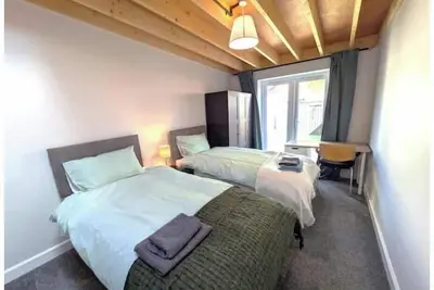 Image de 5-Bed Spacious Home | Parking, Garden & Fast WiFi | 10 Sleeps
