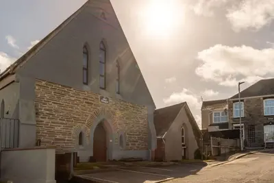 Image de Belle maison de vacances privée avec bain à remous, Wifi, Tv et animaux admis