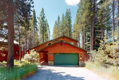 Image de Escape to Mountain Comfort in the Heart of Truckee, Ca