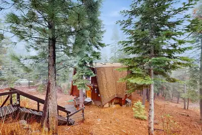 Image de Large dog-friendly home, deck, & full kitchen
