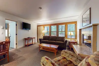 Image de Family-friendly condo, access to shared pools, hot tubs, close to Mt. Bachelor