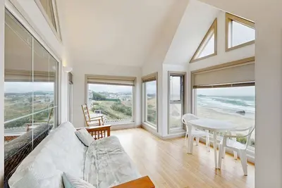 Image de Near Beach condo w/ amazing ocean view - dogs Ok