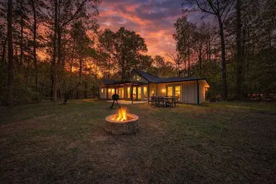 Image de \"New\" Rayburn Creek Cottage: Privacy & Boat Parking