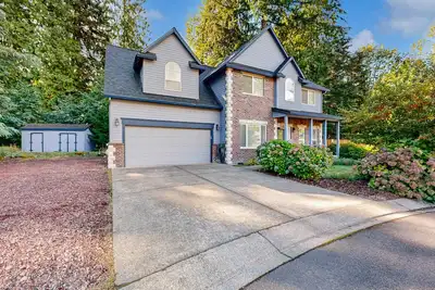 Image de Beautiful home with private hot tub, fireplace, arcade game - close to Mt Hood
