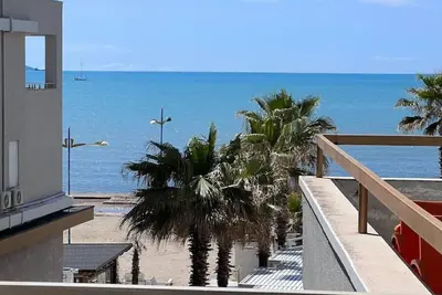 Divine Apartment by Tok