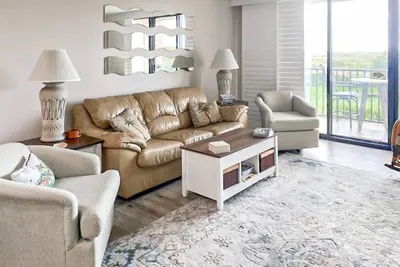 Image de Beachfront escape with pools, hot tub, WiFi, washer/dryer, & central Ac