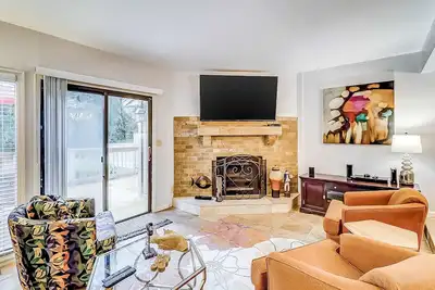 Image de Dog-Friendly Villa w/ Walkable Beach Access, Ac, Deck, WiFi & Shared Pool