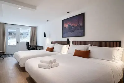 Image de Suite avec 2 Lits Queen | Centre-ville de Québec