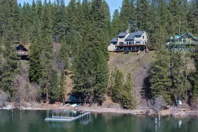 Luxury Lakefront Home w/ Dock & Beach – Sleeps 12